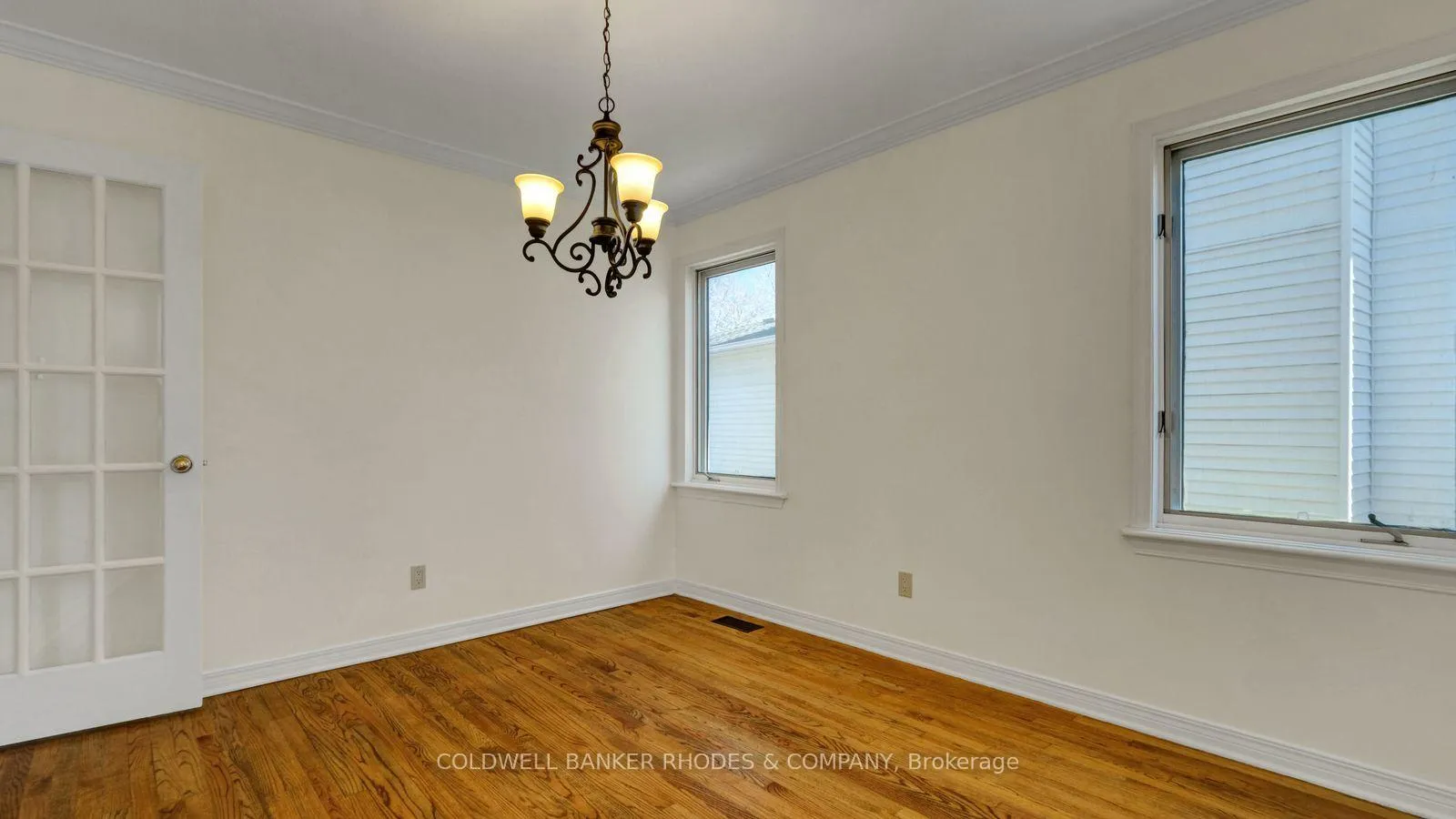 Photo 6 of 1626 Blohm Drive, Ottawa, Hunt Club Park — HOMEH