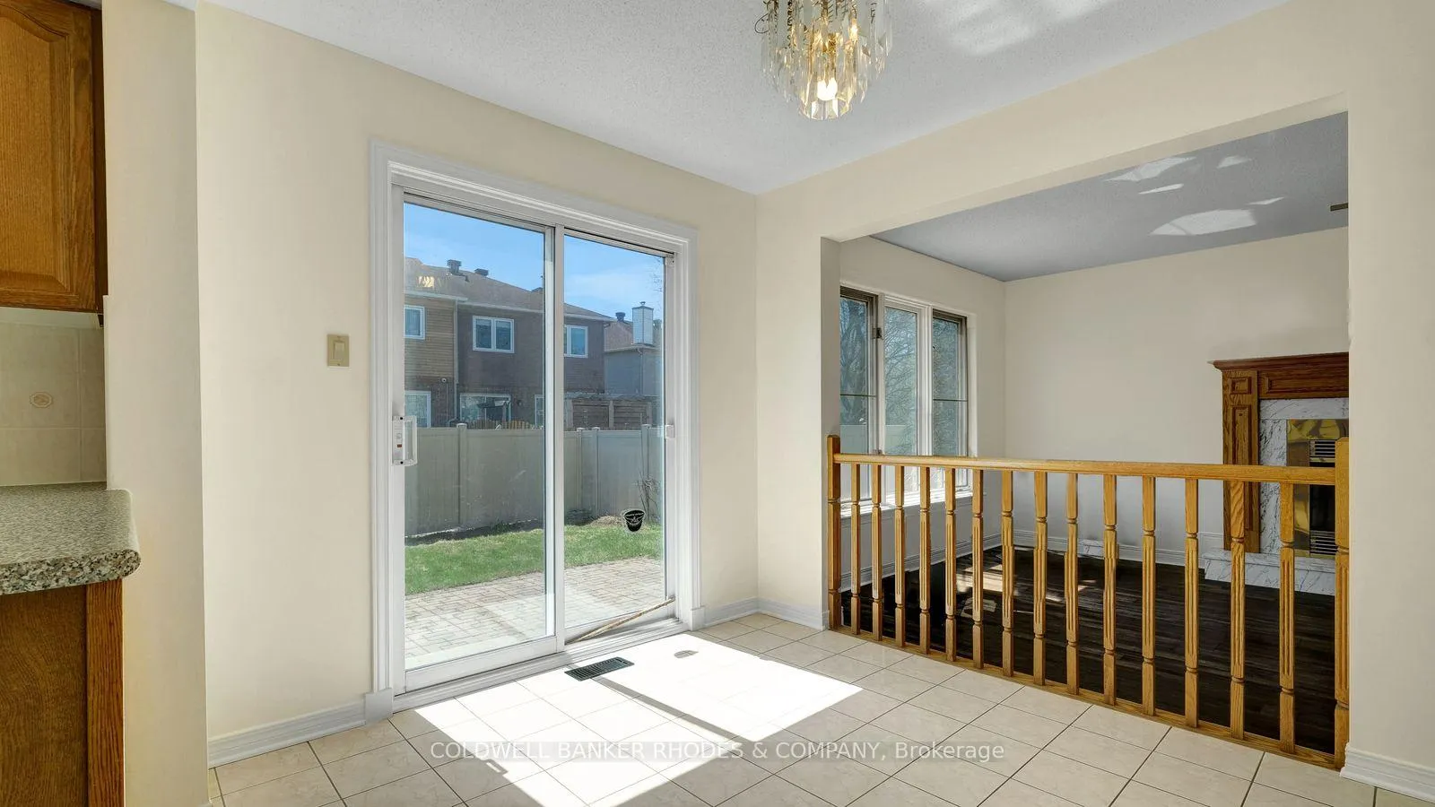 Photo 12 of 1626 Blohm Drive, Ottawa, Hunt Club Park — HOMEH