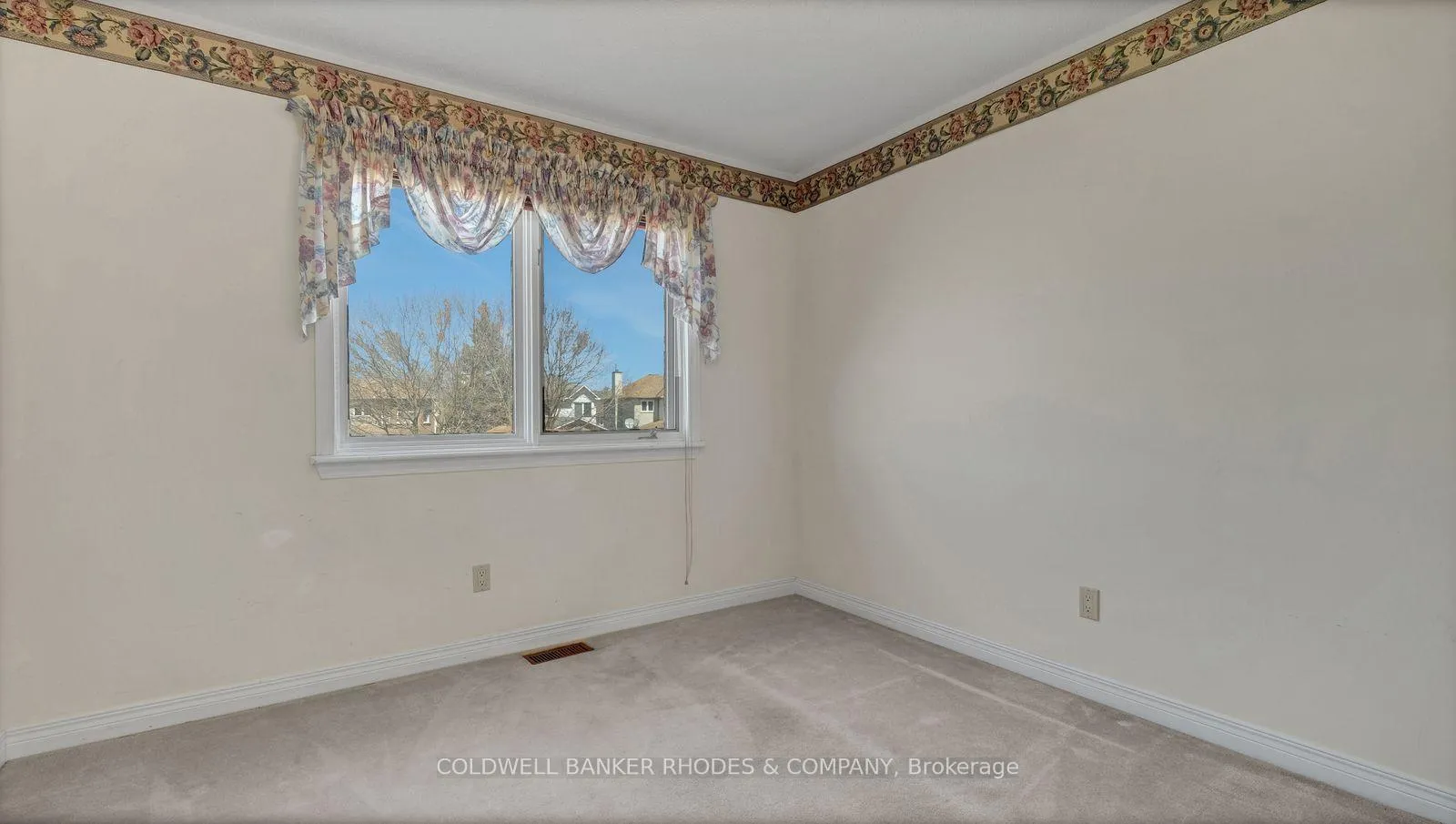 Photo 20 of 1626 Blohm Drive, Ottawa, Hunt Club Park — HOMEH