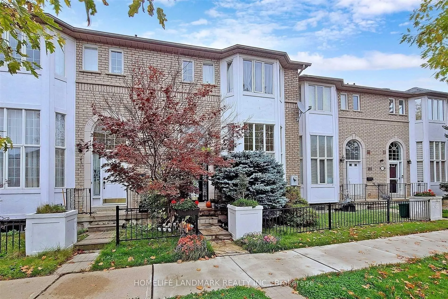Photo 1 of Unit Upper, 183 Shirley Drive, Richmond Hill, Rouge Woods — HOMEH