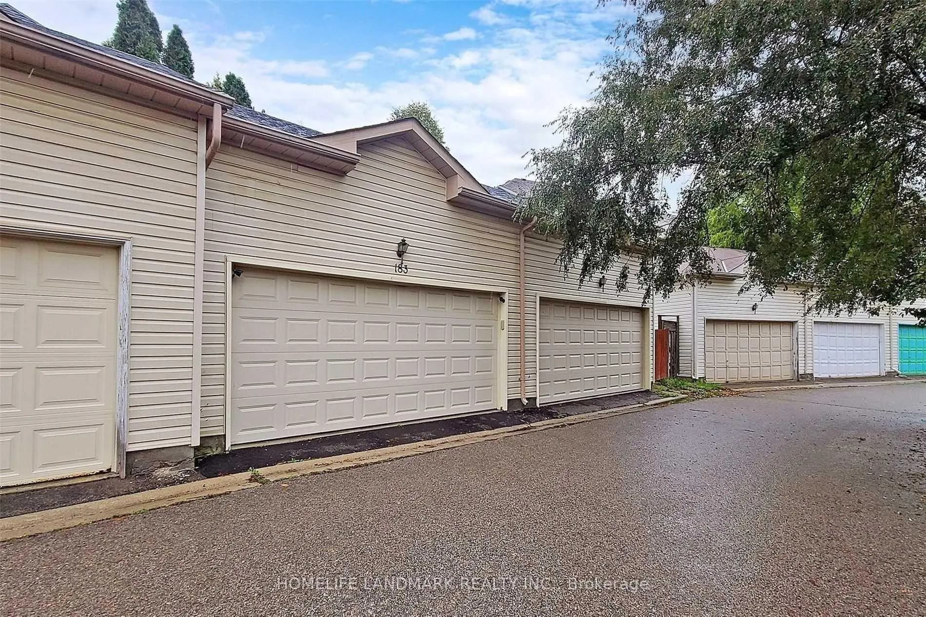 Photo 8 of Unit Upper, 183 Shirley Drive, Richmond Hill, Rouge Woods — HOMEH
