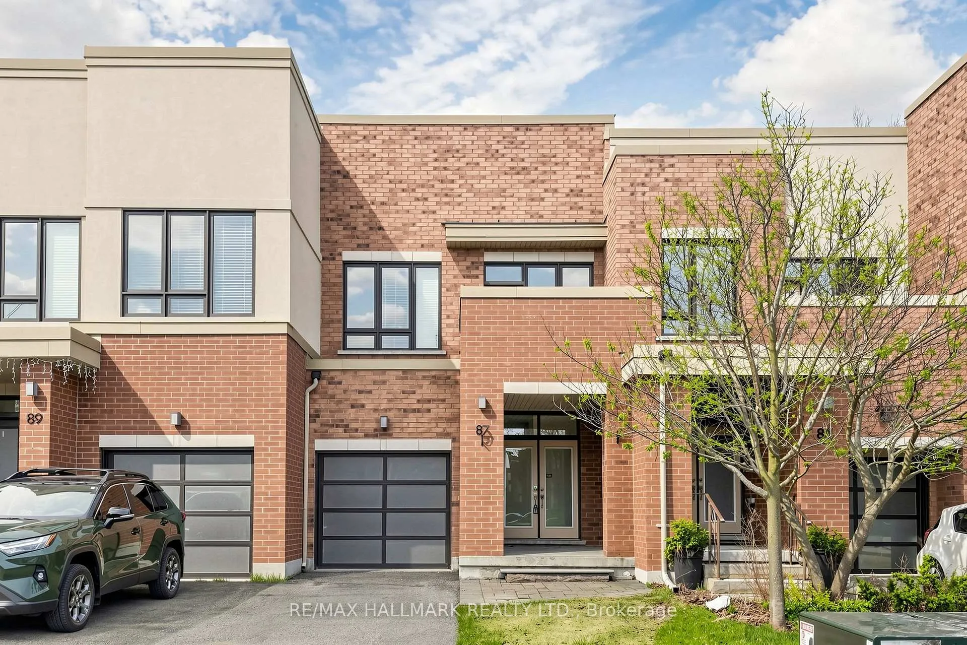 Front of 87 Dariole Drive