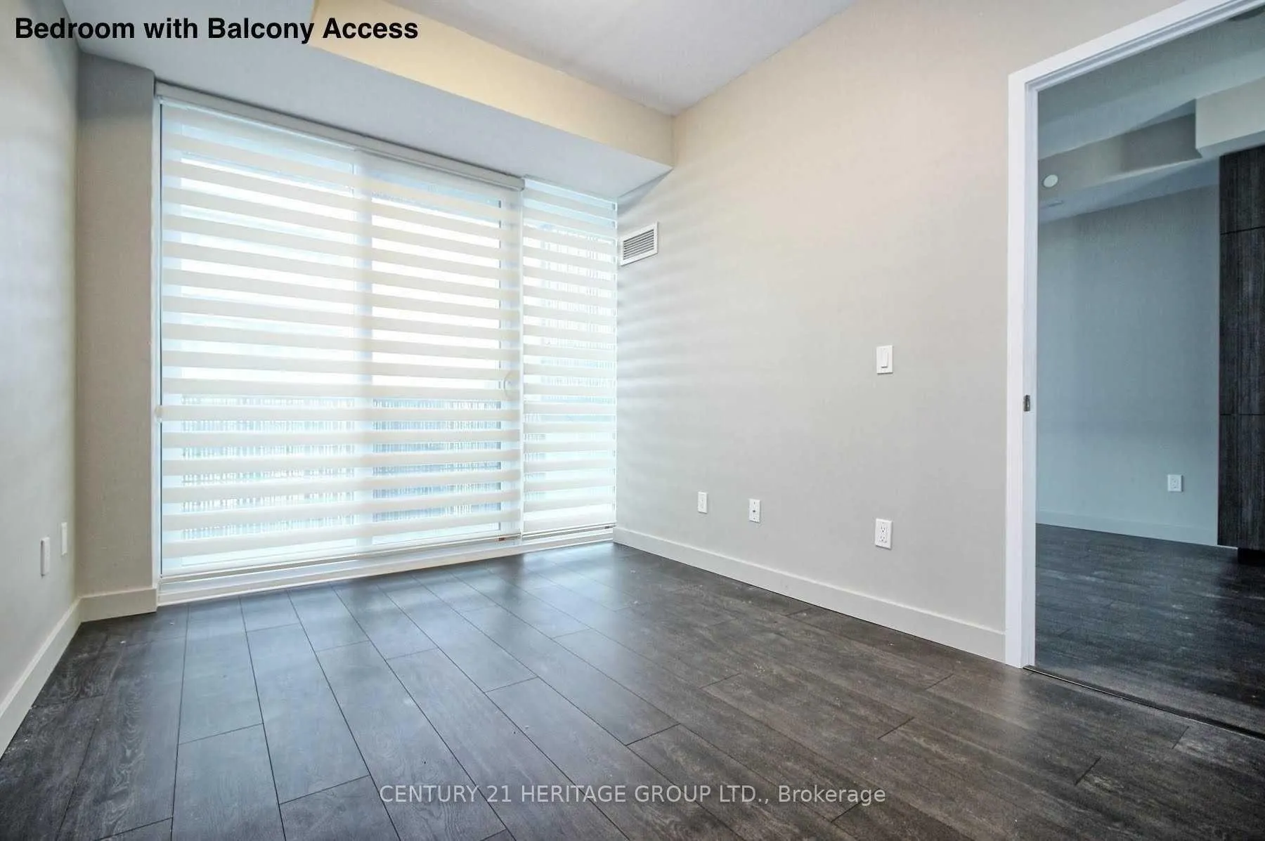 Photo 7 of Unit 1312, 8 Eglinton Avenue E, Toronto, Mount Pleasant West — HOMEH