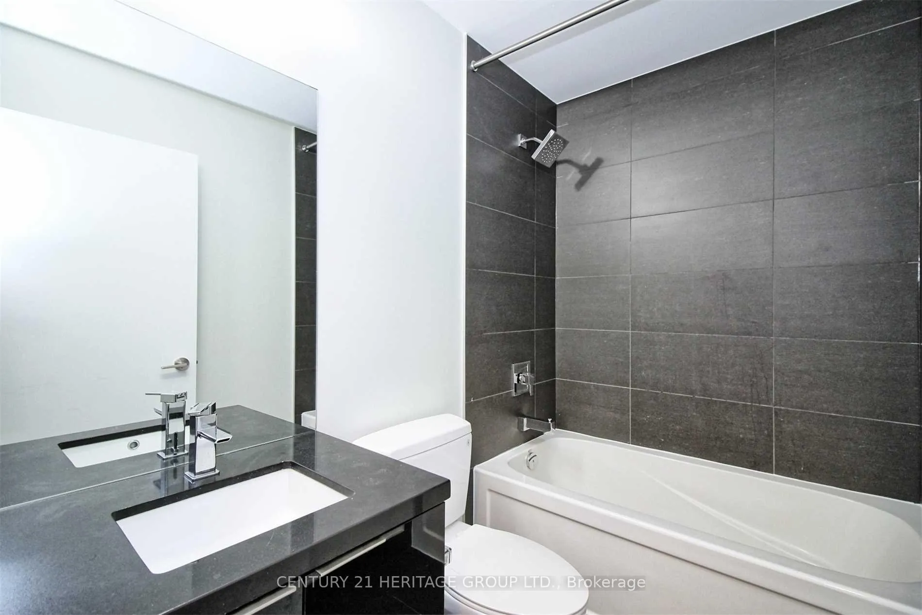 Photo 9 of Unit 1312, 8 Eglinton Avenue E, Toronto, Mount Pleasant West — HOMEH