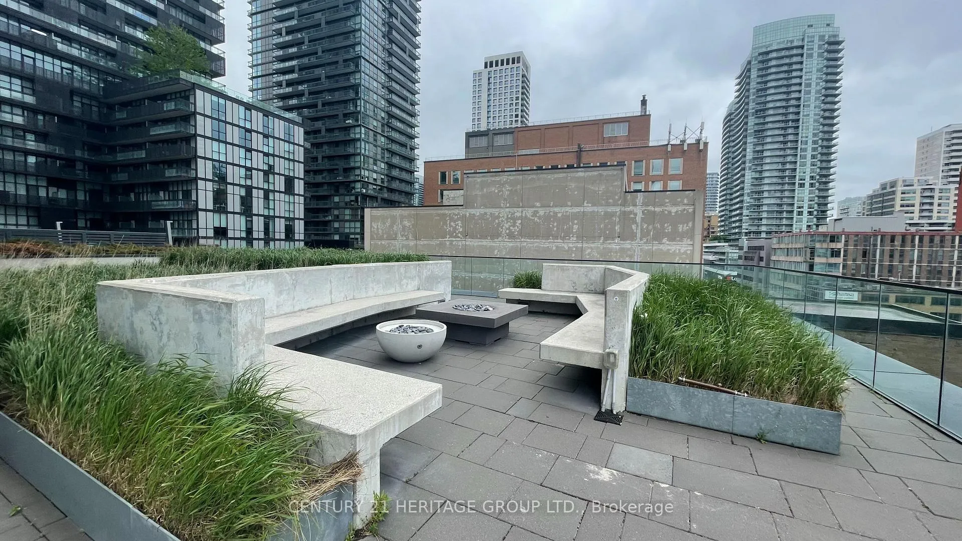 Photo 14 of Unit 1312, 8 Eglinton Avenue E, Toronto, Mount Pleasant West — HOMEH