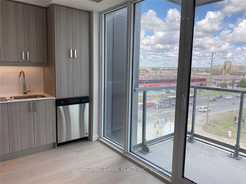 Photo 4 of Unit 515, 7895 Jane Street, Vaughan, Concord — HOMEH