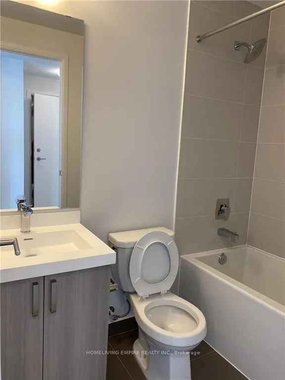 Photo 8 of Unit 515, 7895 Jane Street, Vaughan, Concord — HOMEH