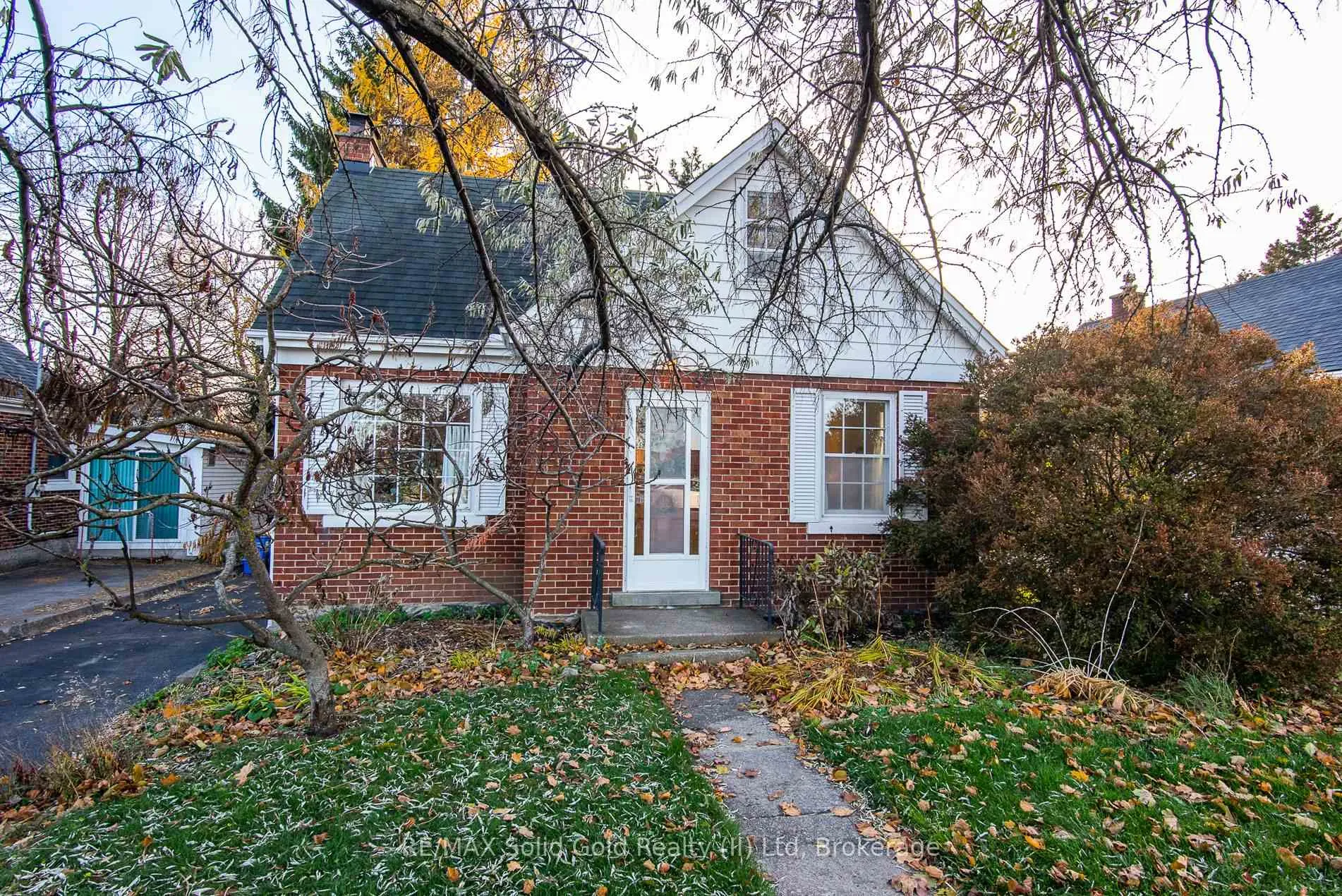 Photo 1 of 69 Floral Crescent, Waterloo — HOMEH