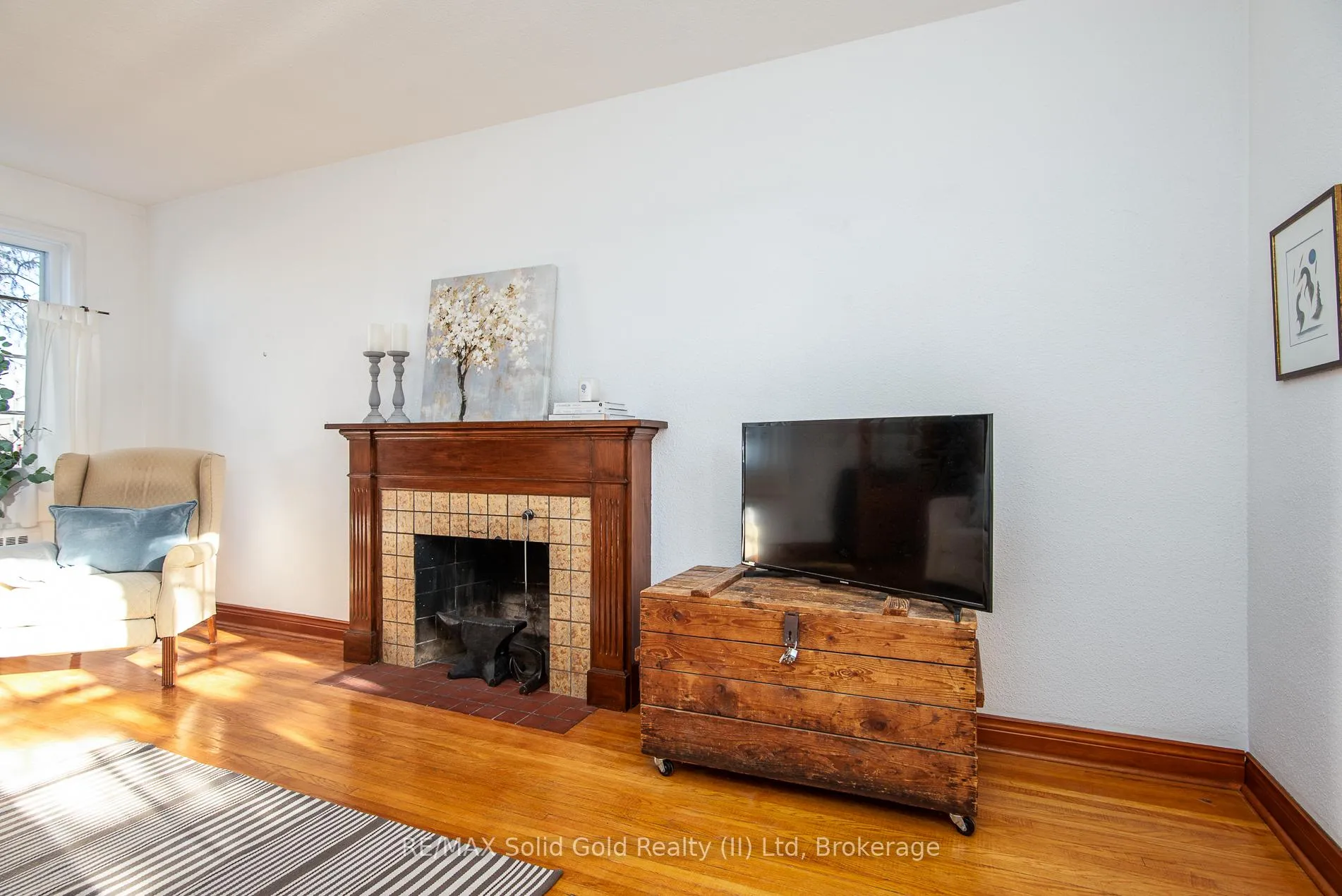 Photo 12 of 69 Floral Crescent, Waterloo — HOMEH