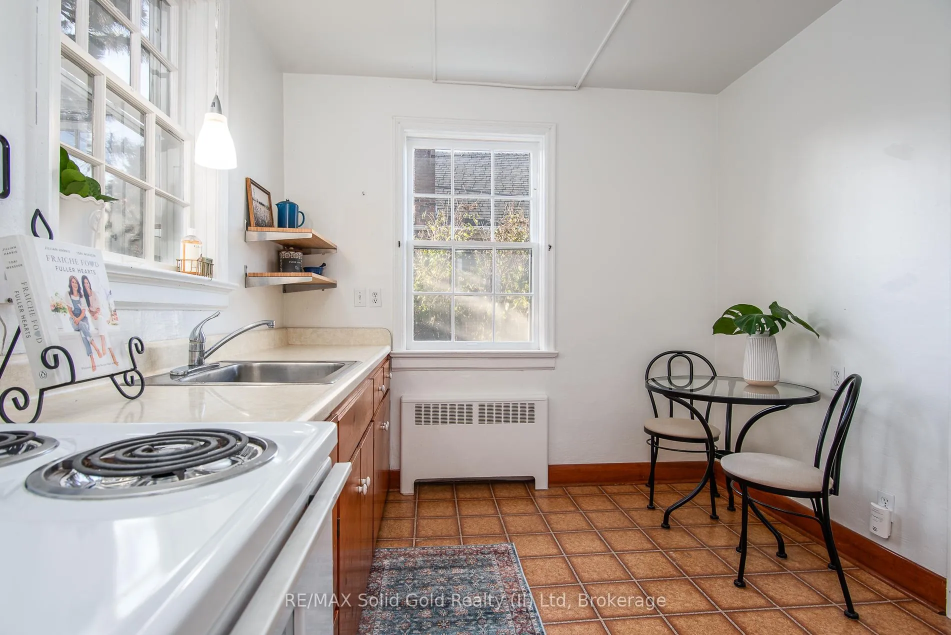 Photo 20 of 69 Floral Crescent, Waterloo — HOMEH