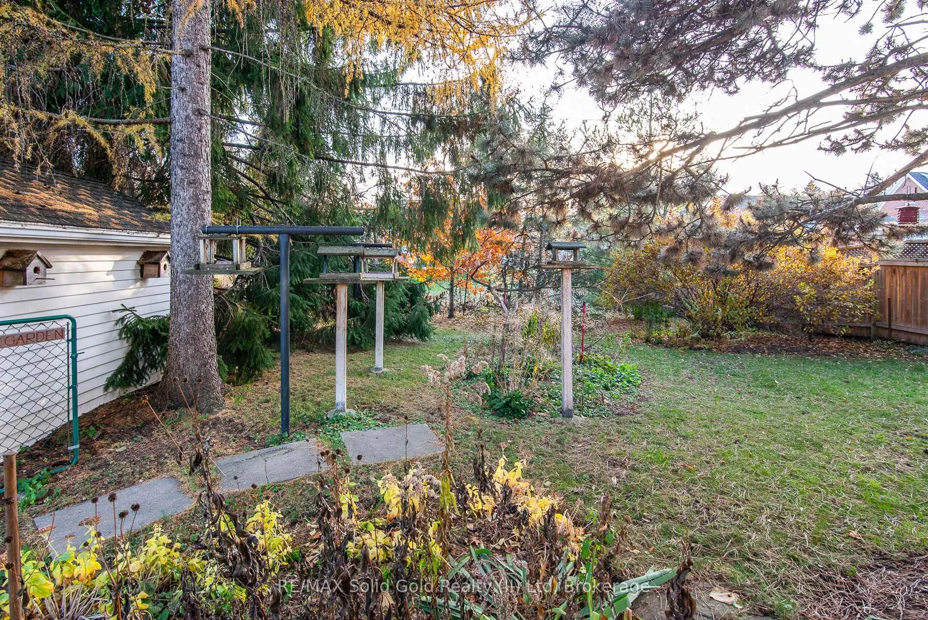 Photo 32 of 69 Floral Crescent, Waterloo — HOMEH