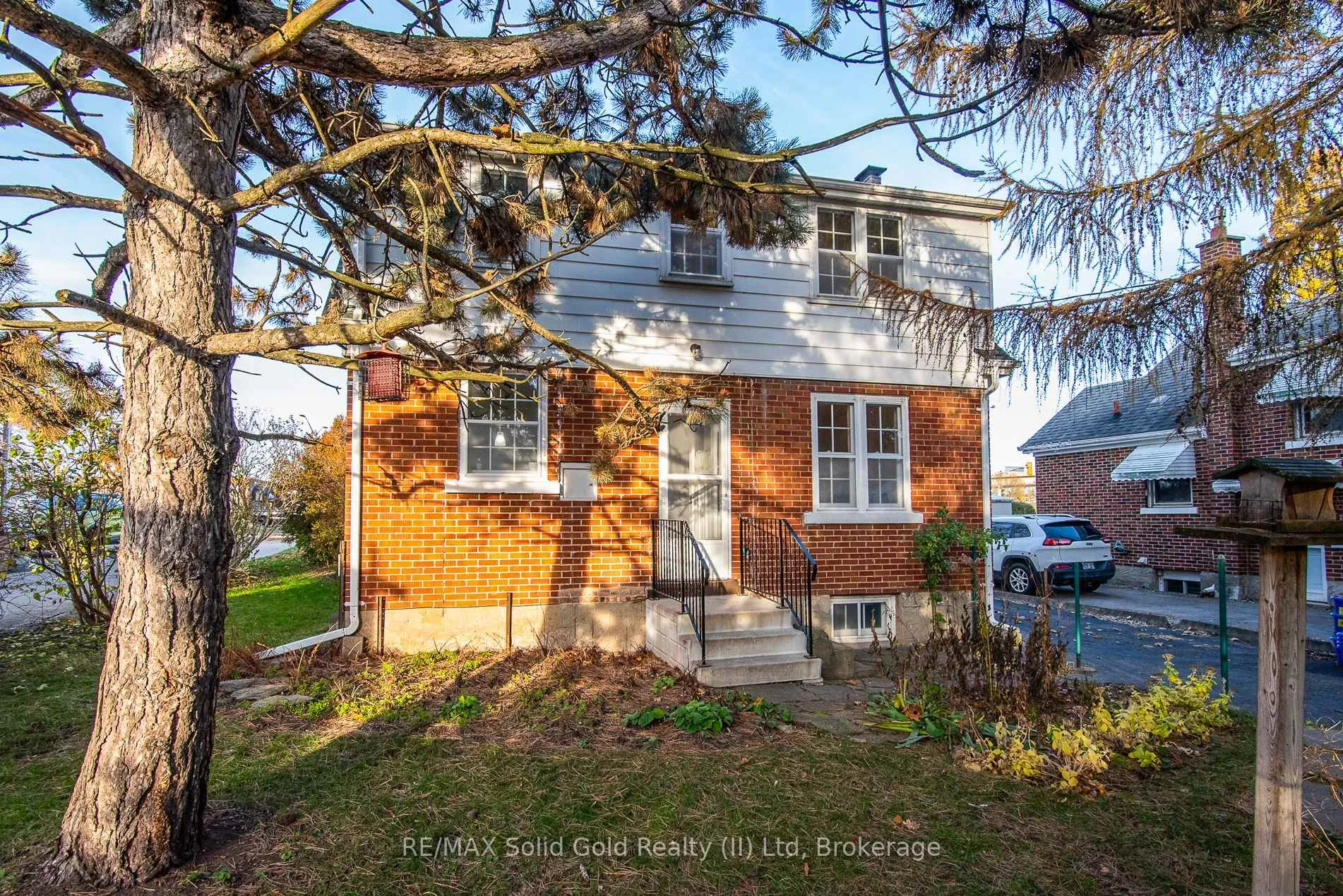 Photo 35 of 69 Floral Crescent, Waterloo — HOMEH