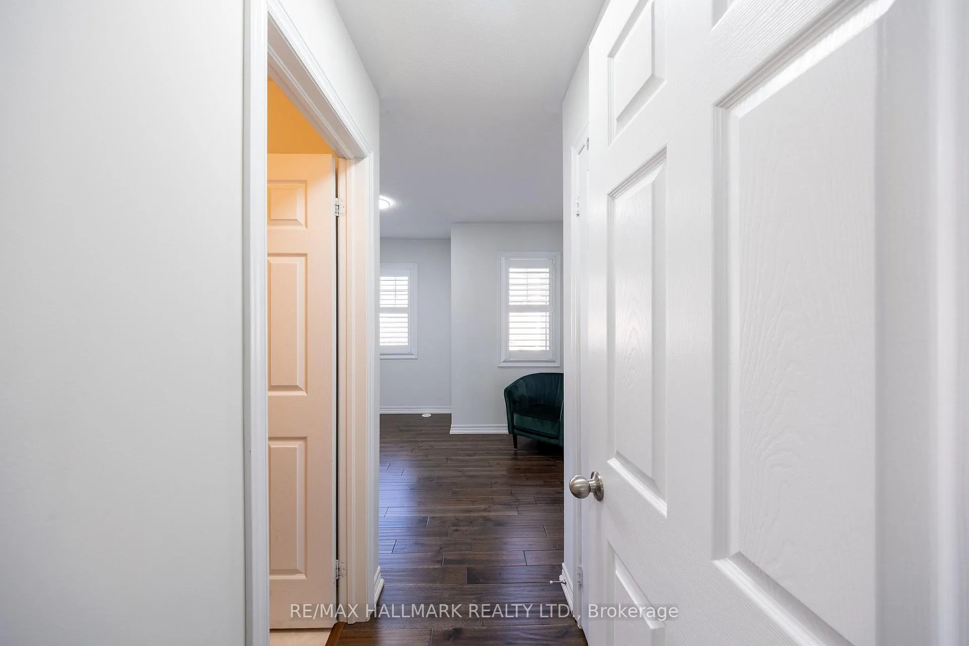 Photo 12 of 322 Delray Drive, Markham, Greensborough — HOMEH