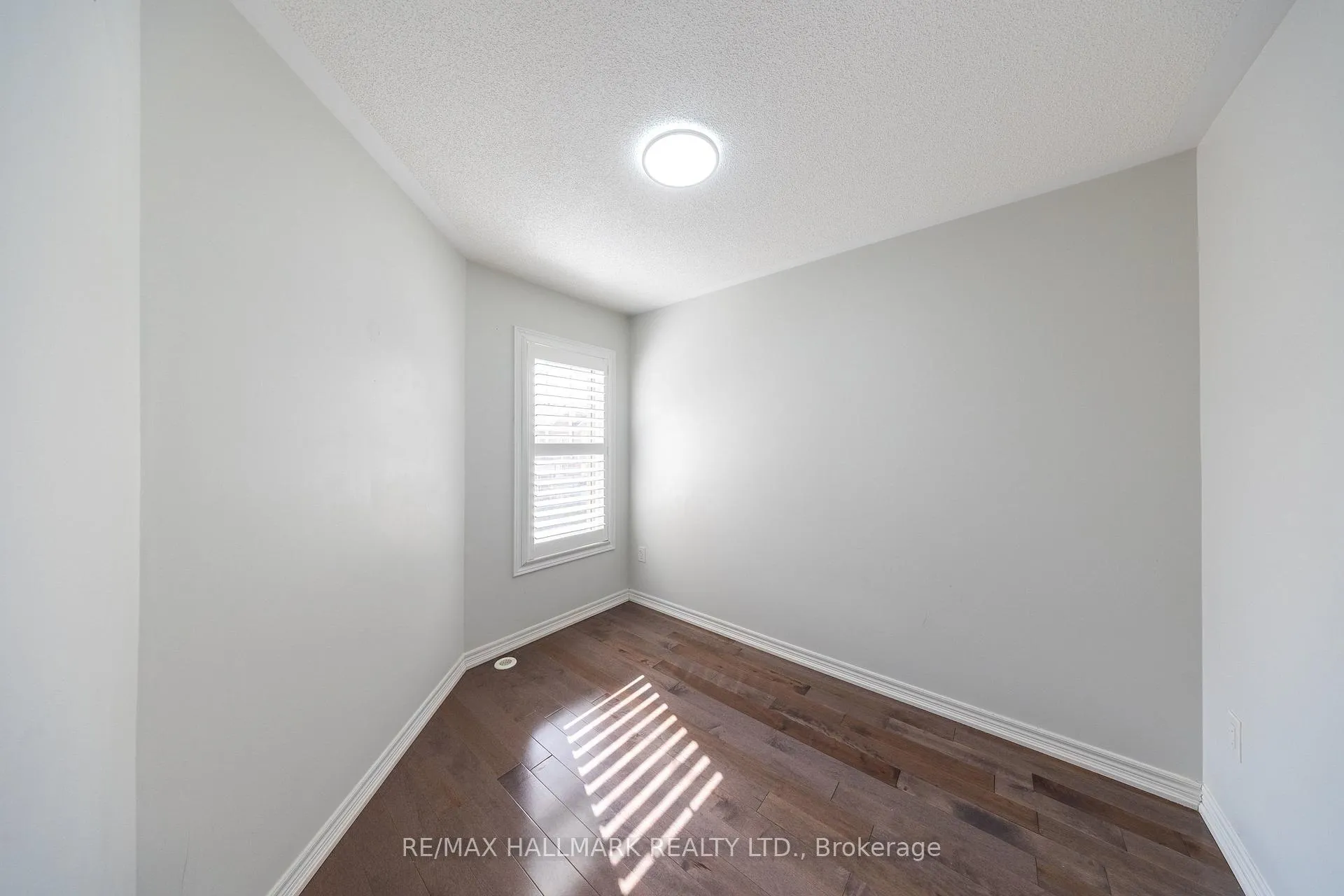 Photo 15 of 322 Delray Drive, Markham, Greensborough — HOMEH