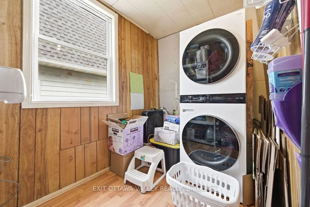 Photo 13 of 528 Almira Street, Pembroke — HOMEH