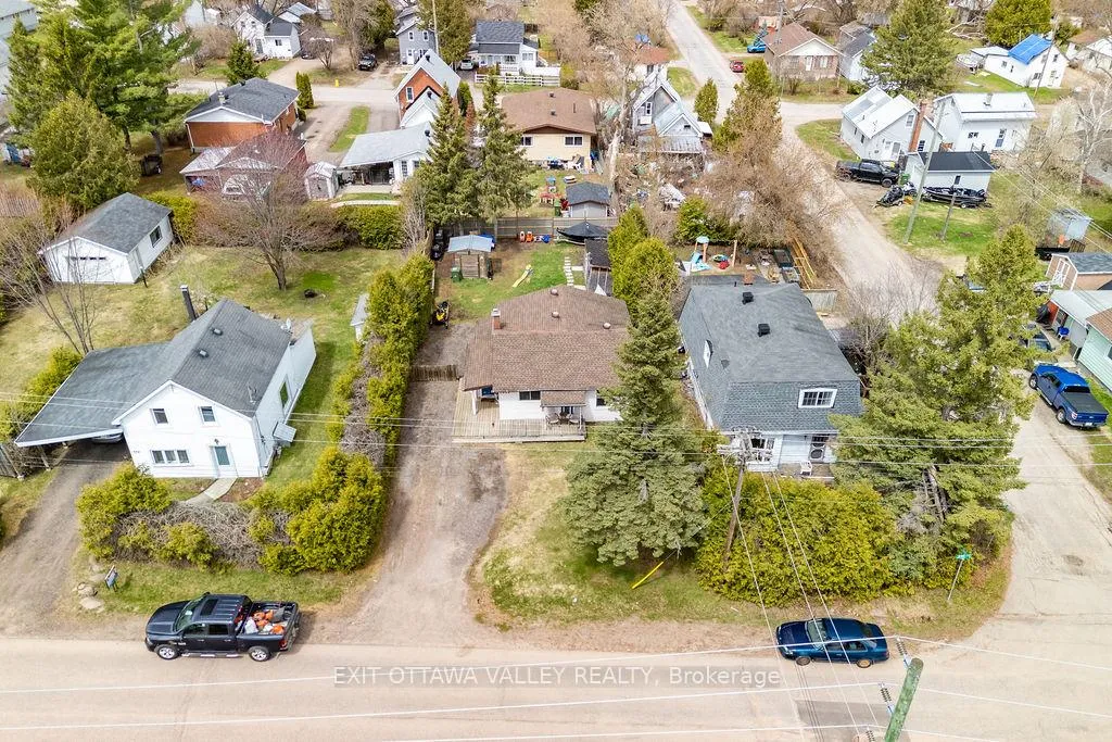 Photo 28 of 528 Almira Street, Pembroke — HOMEH