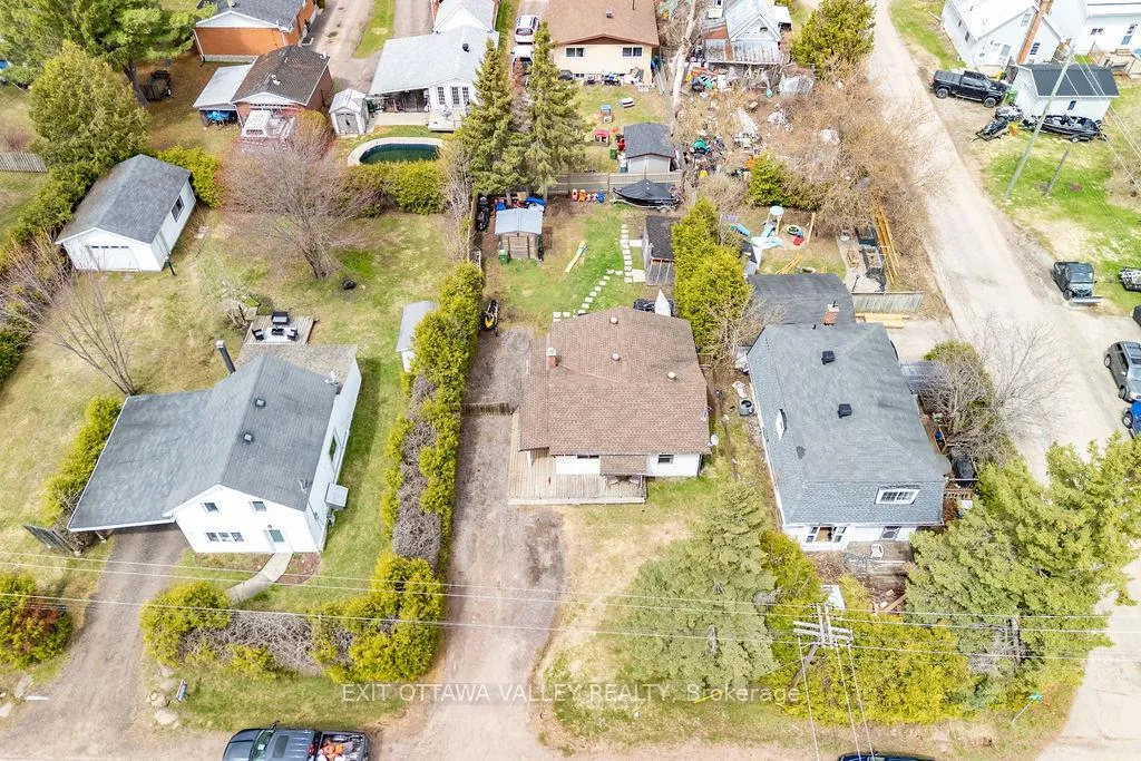 Photo 35 of 528 Almira Street, Pembroke — HOMEH