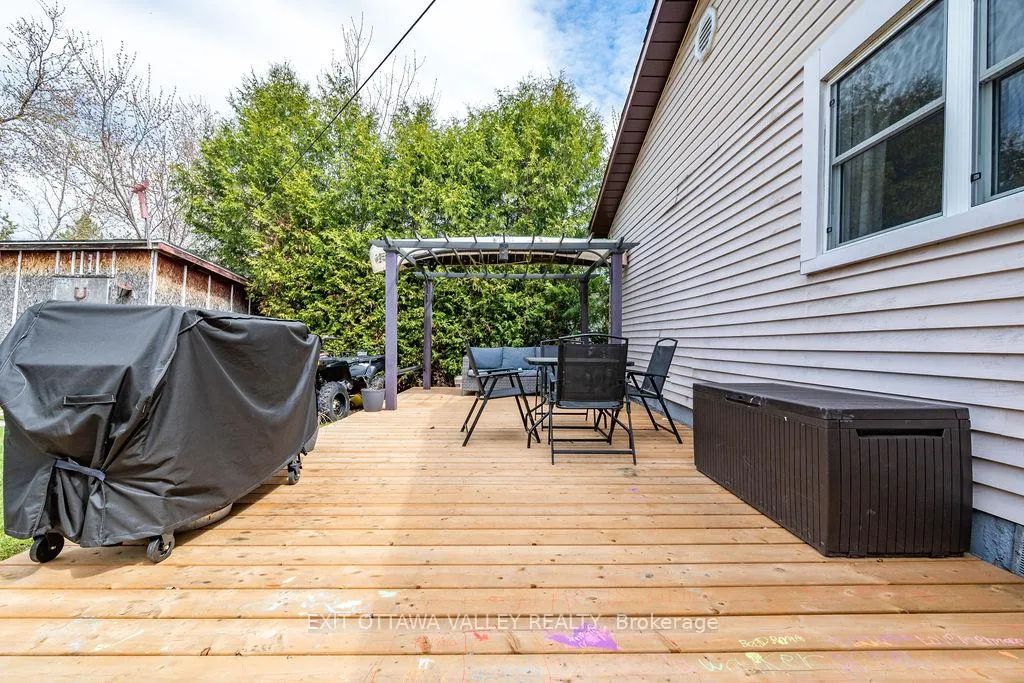 Photo 36 of 528 Almira Street, Pembroke — HOMEH