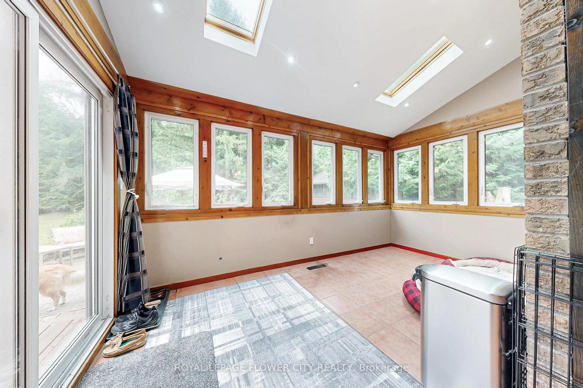 Photo 18 of 29 Gibson Lake Drive, Caledon, Palgrave — HOMEH