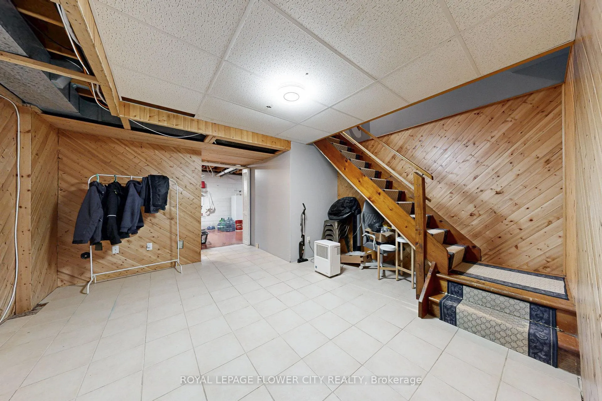 Photo 39 of 29 Gibson Lake Drive, Caledon, Palgrave — HOMEH