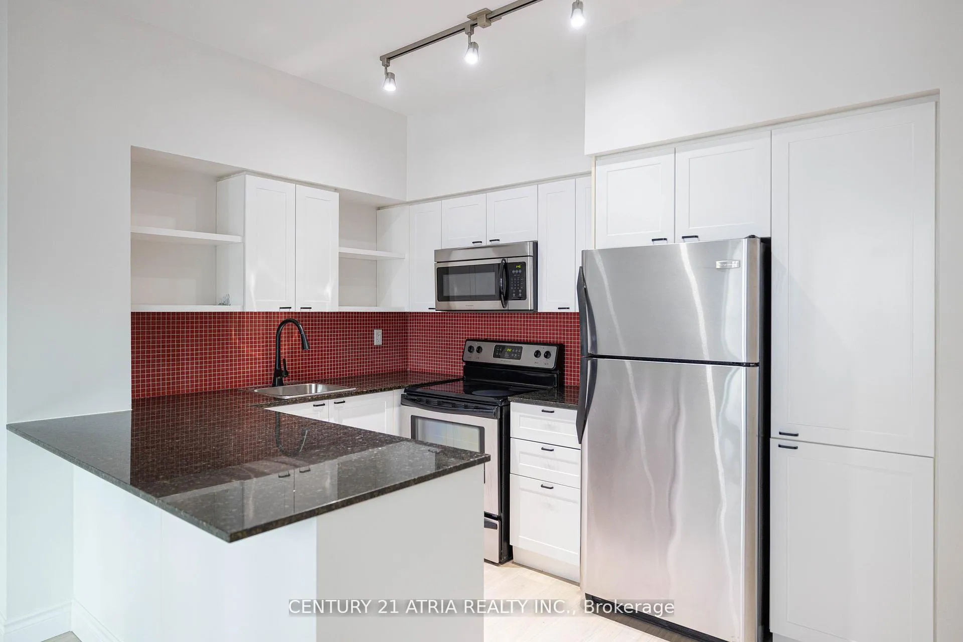 Photo 4 of Unit 506, 35 Hayden Street, Toronto, Church-Yonge Corridor — HOMEH