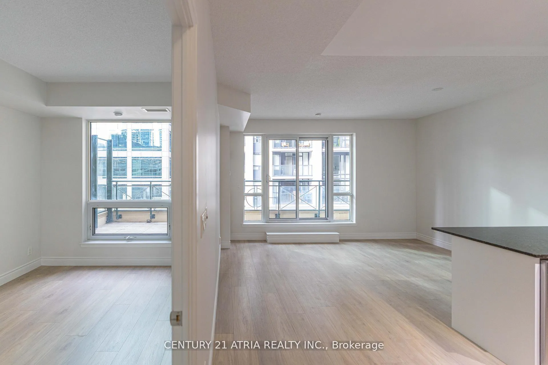 Photo 6 of Unit 506, 35 Hayden Street, Toronto, Church-Yonge Corridor — HOMEH