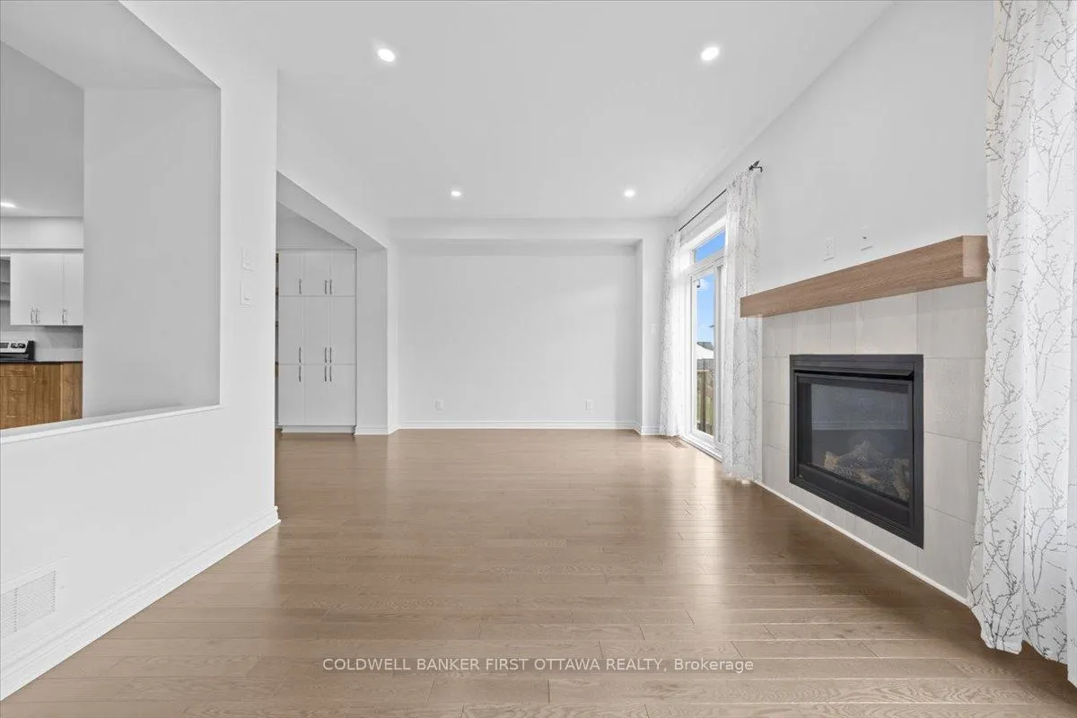 Photo 14 of 1015 Eider Street, Ottawa, Riverside South/Gloucester Glen — HOMEH