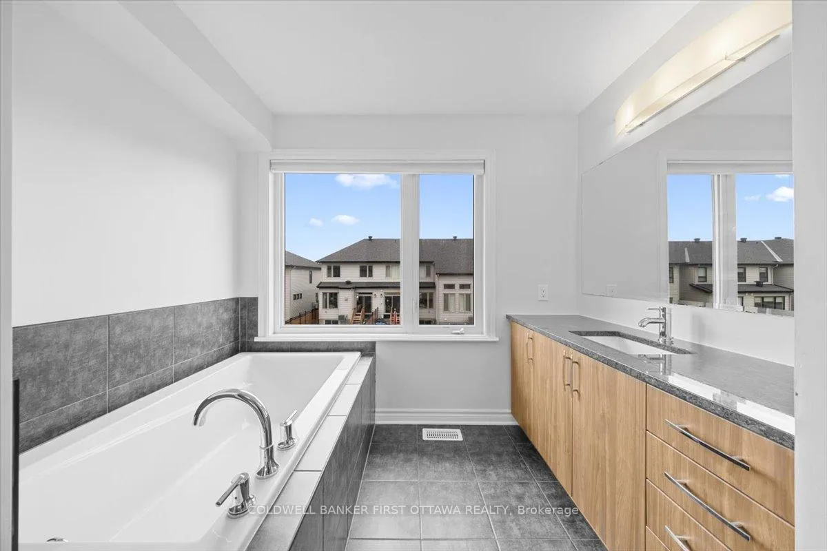 Photo 20 of 1015 Eider Street, Ottawa, Riverside South/Gloucester Glen — HOMEH