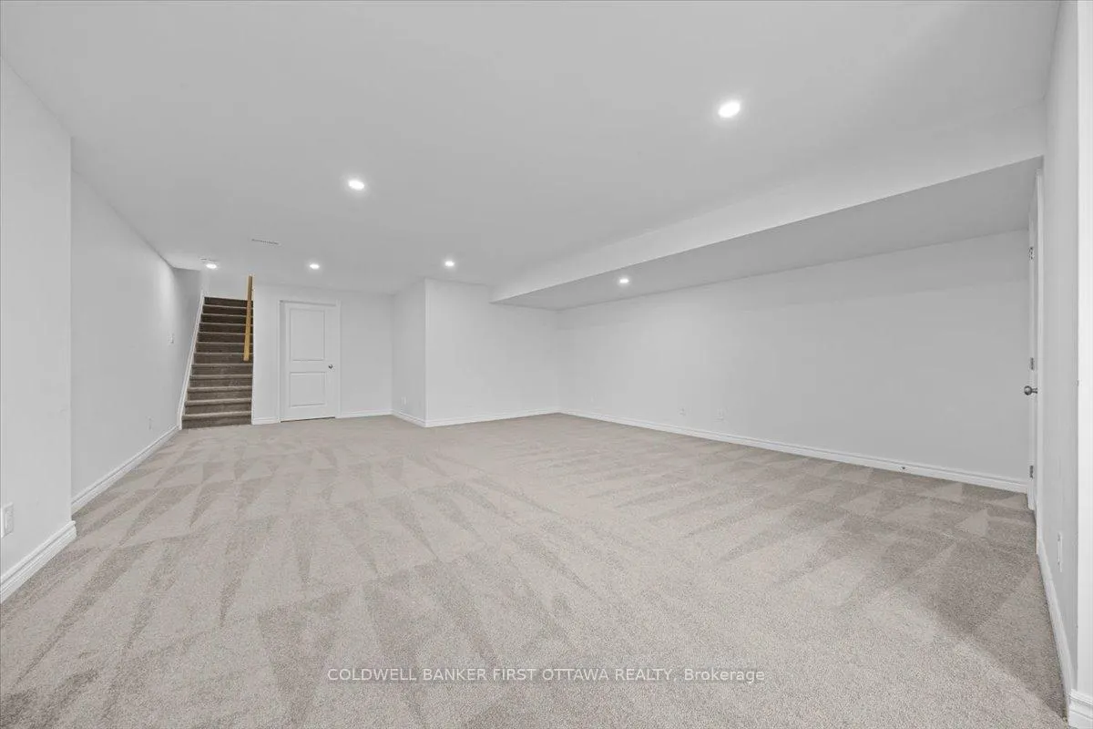 Photo 26 of 1015 Eider Street, Ottawa, Riverside South/Gloucester Glen — HOMEH
