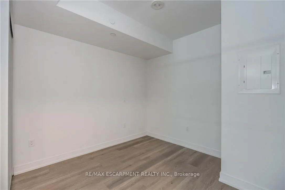 Photo 10 of Unit 422, 1 Jarvis Street, Hamilton, Beasley — HOMEH