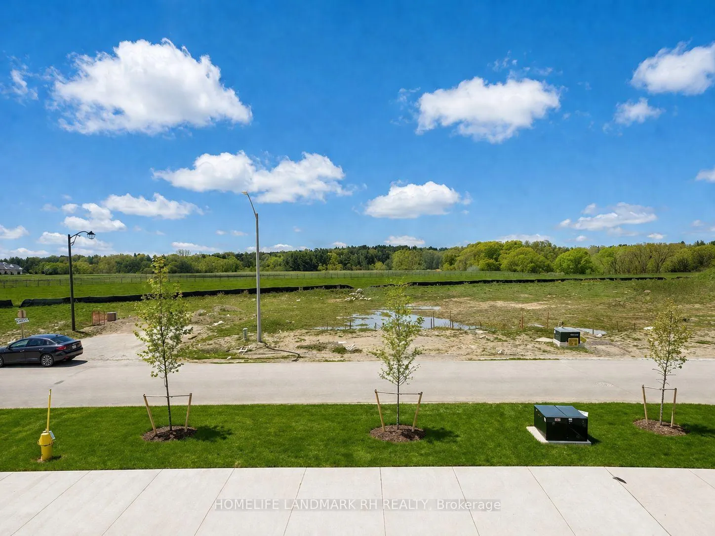 Photo 5 of 193 Berczy Green Drive, Markham, Rural Markham — HOMEH