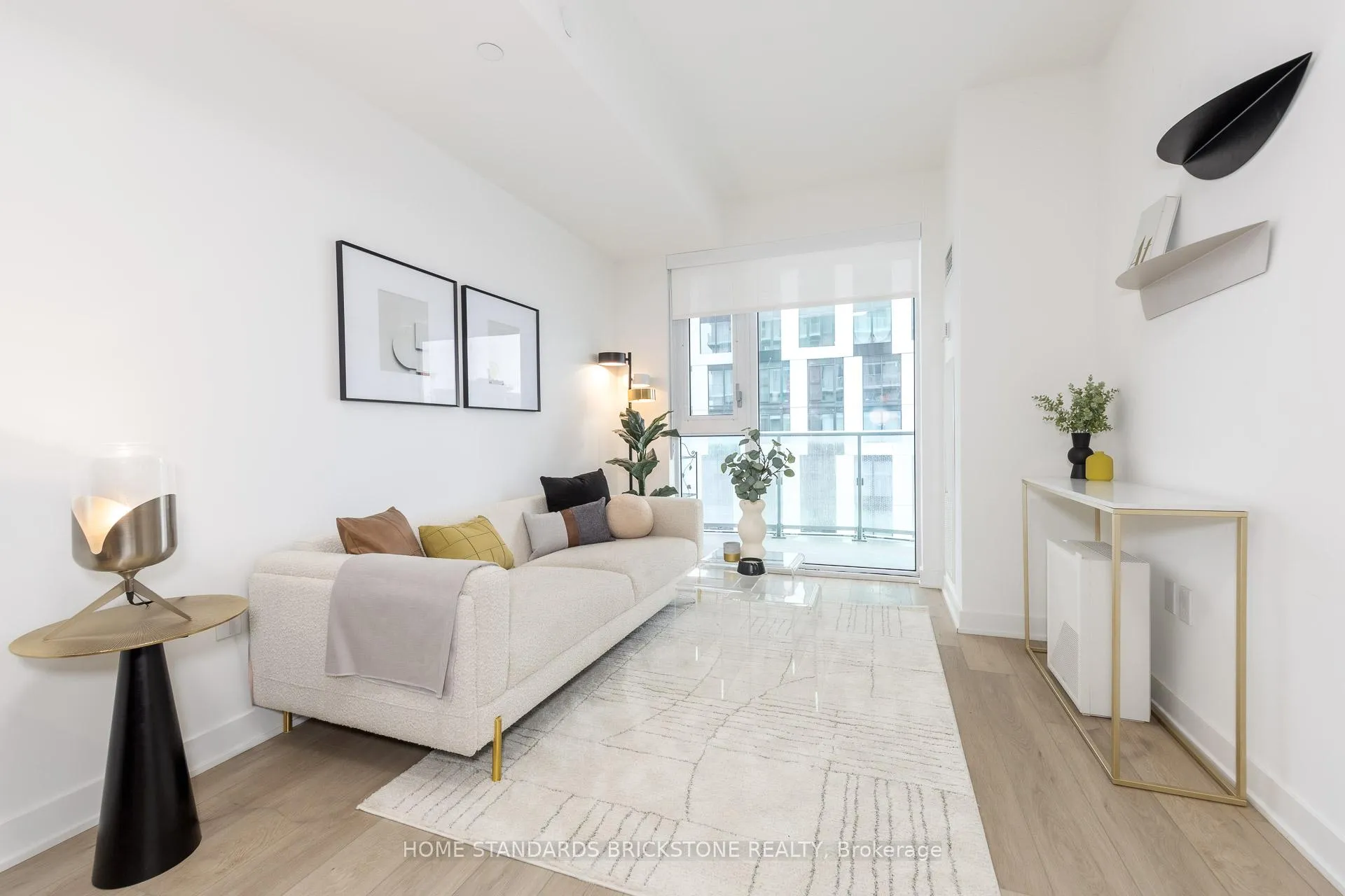 Front of Unit 3412, 100 Dalhousie Street