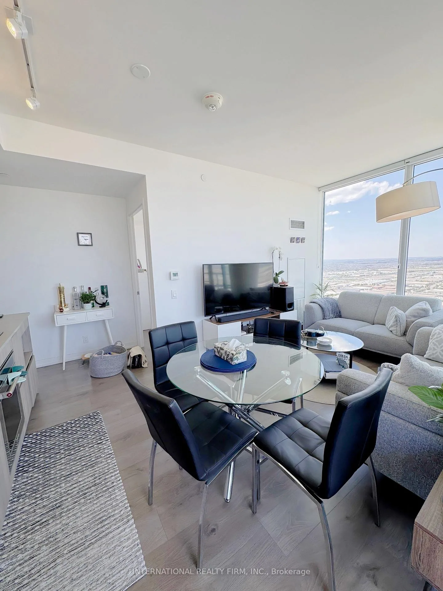 Photo 1 of Unit 5202, 950 Portage Parkway, Vaughan, Vaughan Corporate Centre — HOMEH
