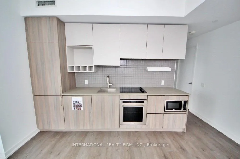 Photo 8 of Unit 5202, 950 Portage Parkway, Vaughan, Vaughan Corporate Centre — HOMEH