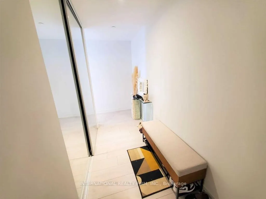 Photo 10 of Unit 5202, 950 Portage Parkway, Vaughan, Vaughan Corporate Centre — HOMEH