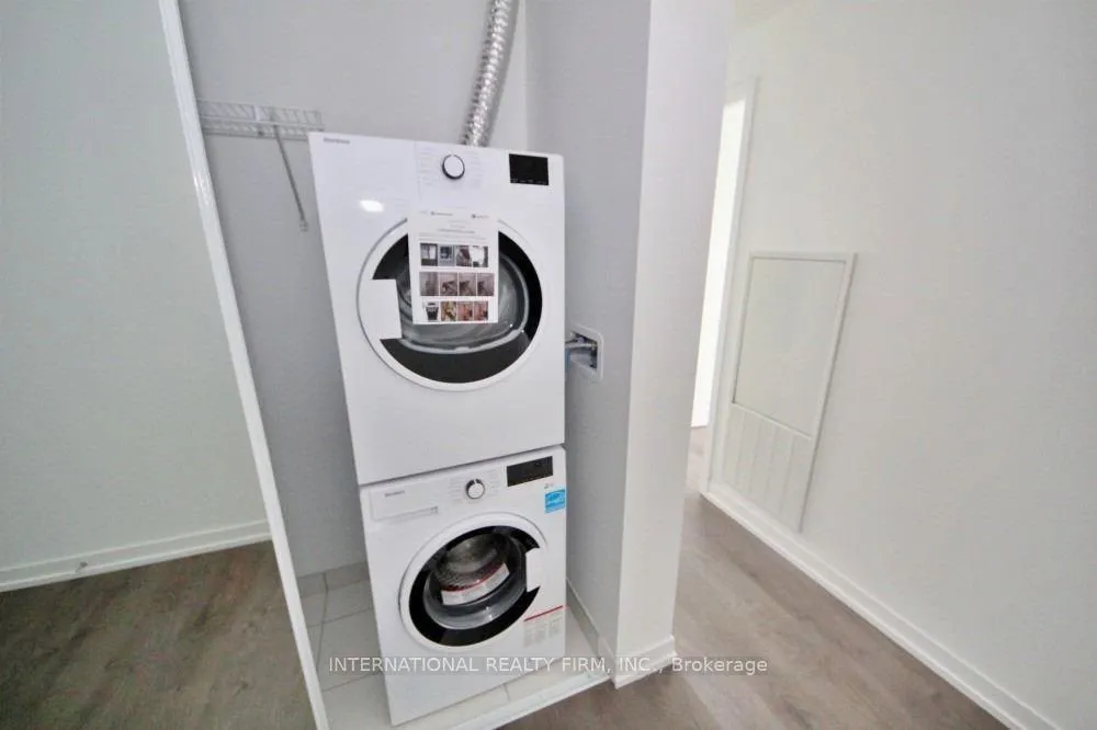 Photo 11 of Unit 5202, 950 Portage Parkway, Vaughan, Vaughan Corporate Centre — HOMEH