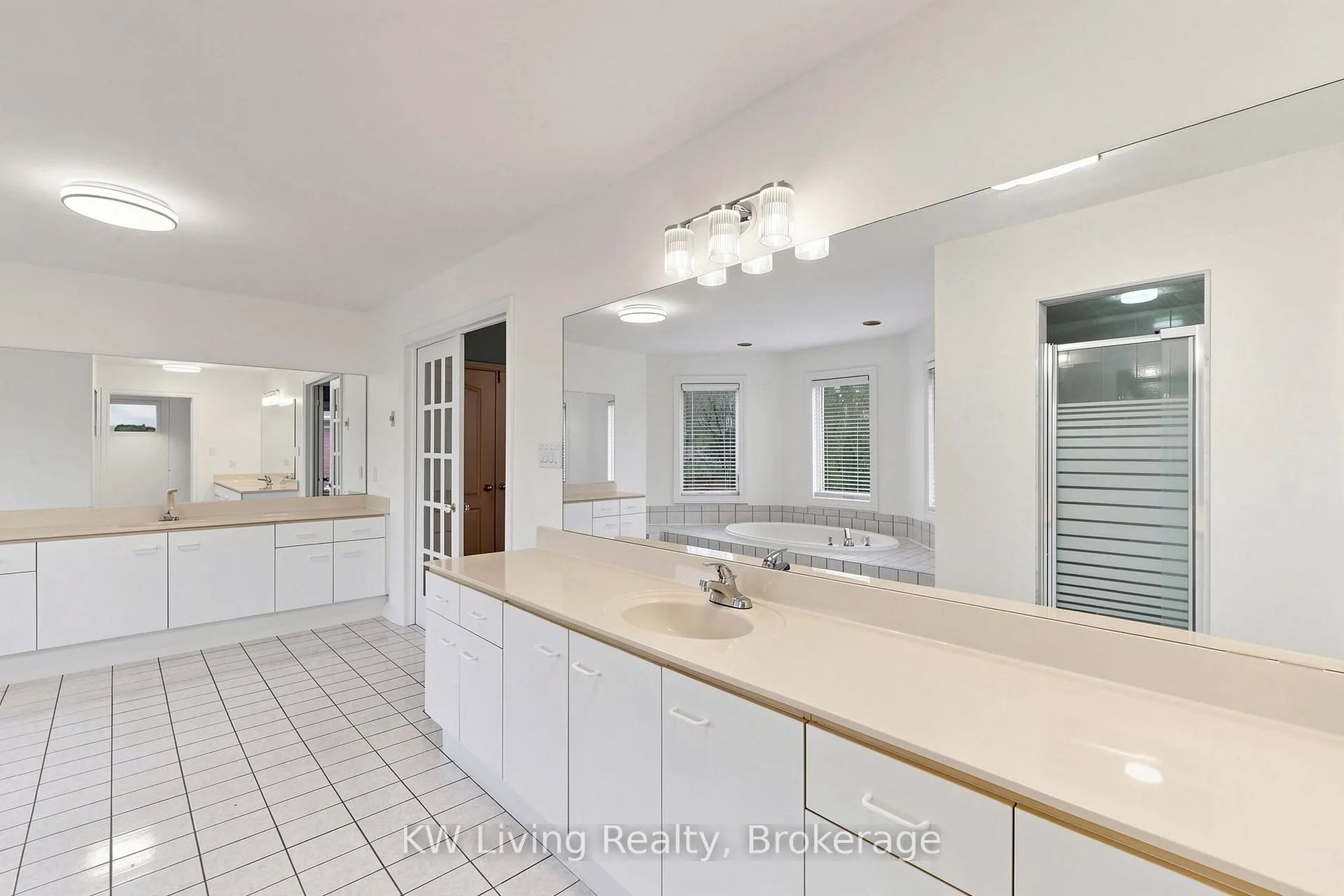 Photo 27 of 22 Ava Crescent, Richmond Hill, Bayview Hill — HOMEH