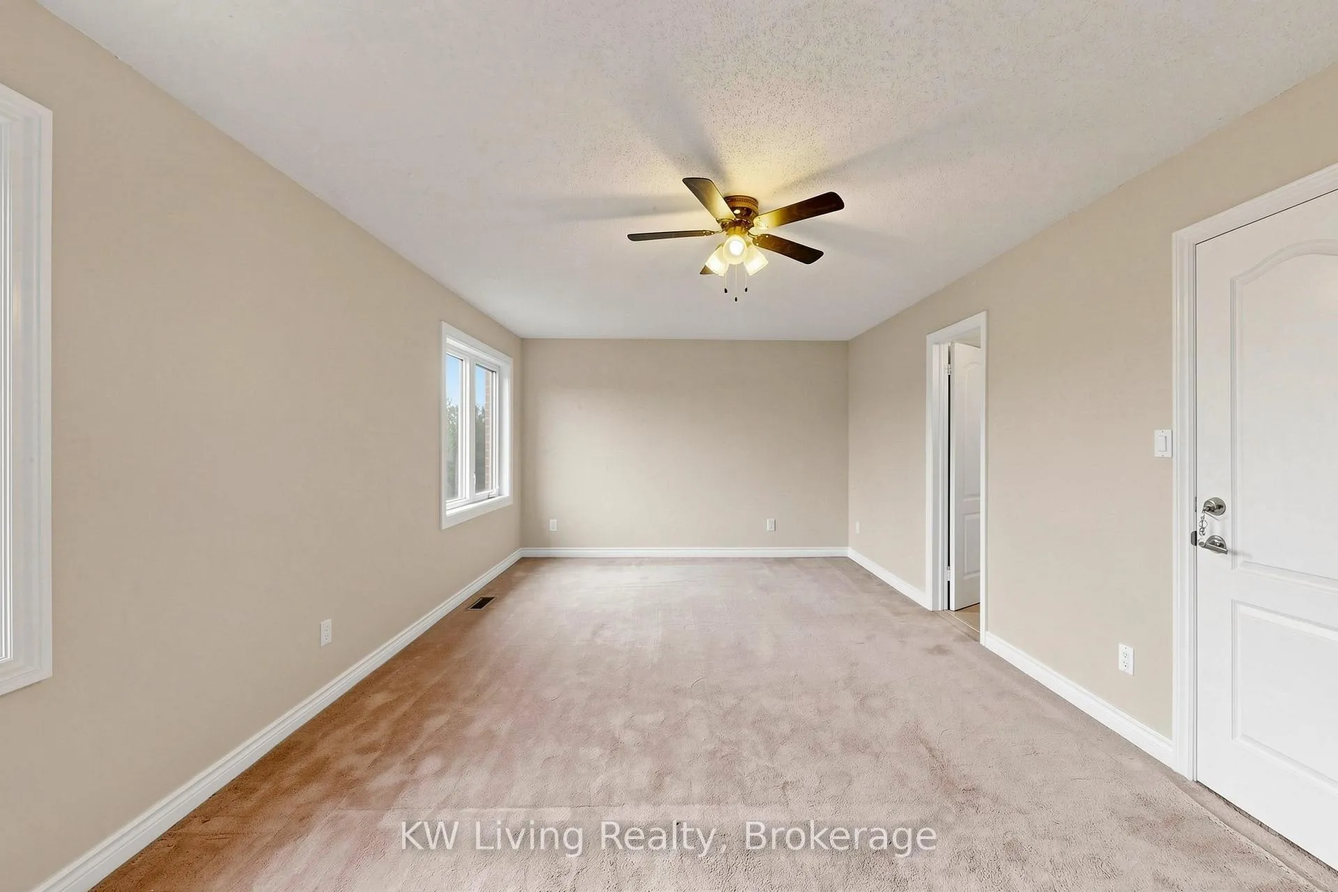 Photo 30 of 22 Ava Crescent, Richmond Hill, Bayview Hill — HOMEH