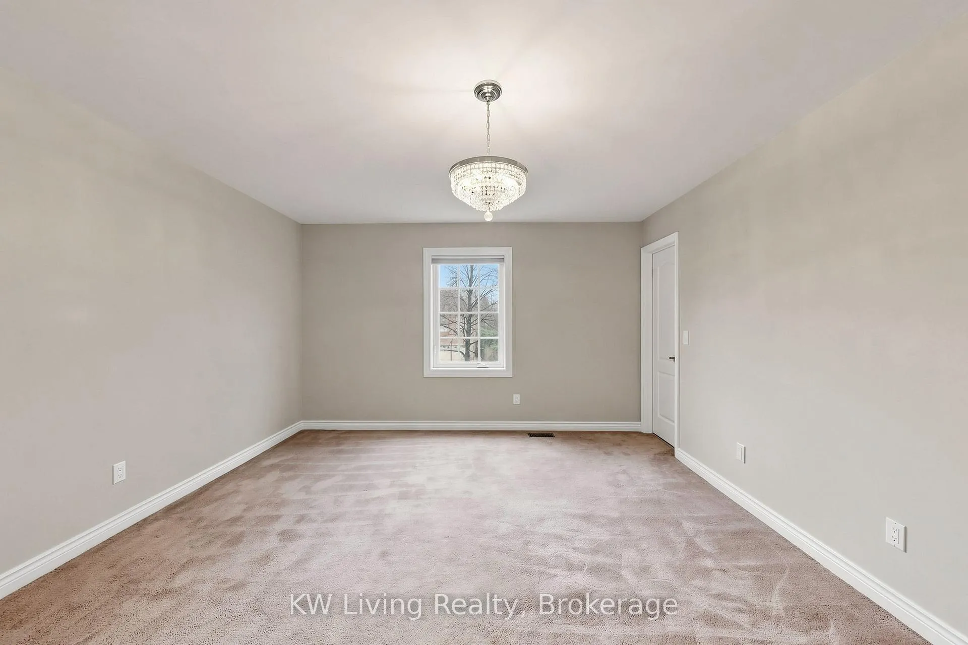 Photo 32 of 22 Ava Crescent, Richmond Hill, Bayview Hill — HOMEH