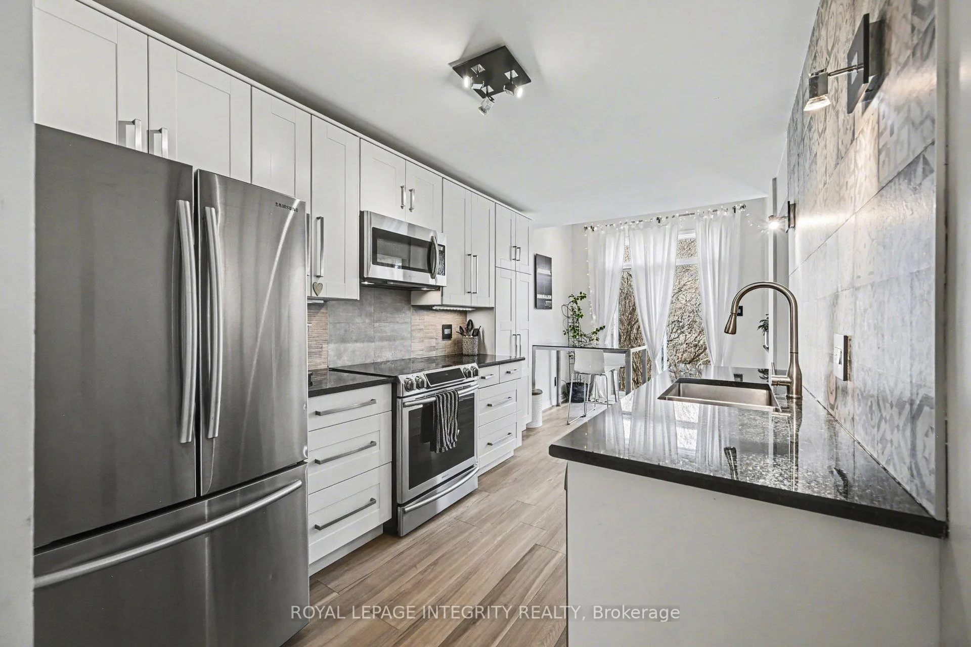 Photo 9 of 52 Kincardine Drive, Ottawa, Kanata - Glencairn/Hazeldean — HOMEH