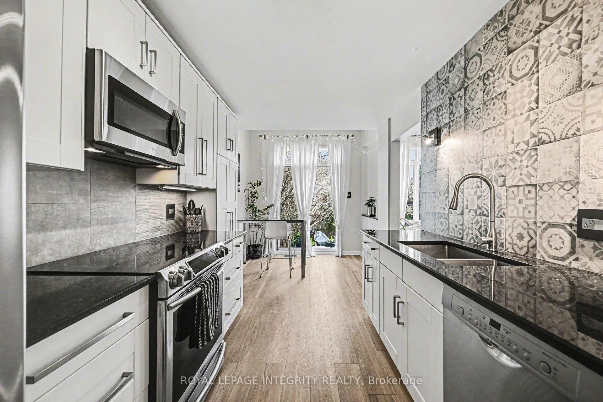 Photo 10 of 52 Kincardine Drive, Ottawa, Kanata - Glencairn/Hazeldean — HOMEH