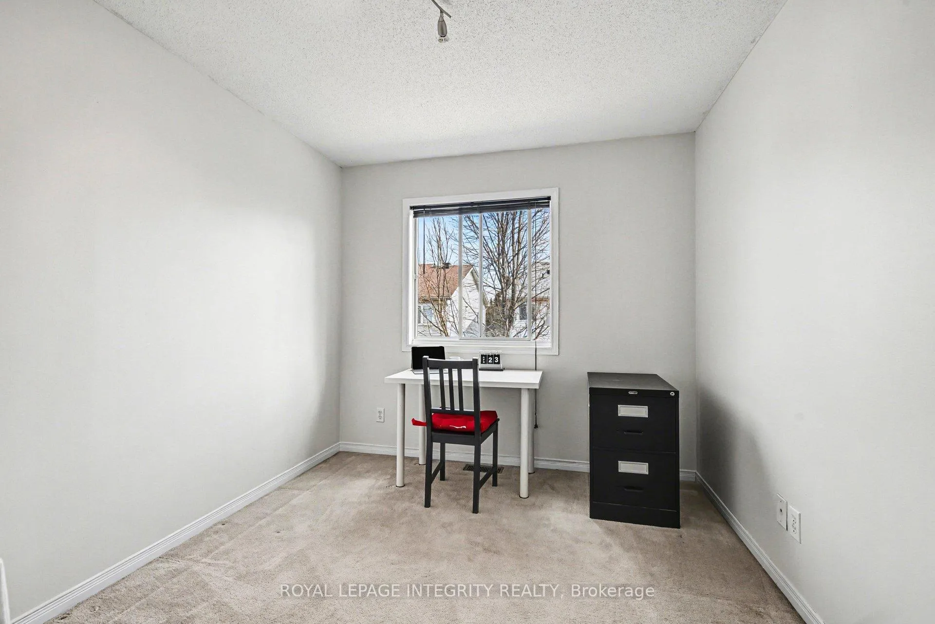Photo 18 of 52 Kincardine Drive, Ottawa, Kanata - Glencairn/Hazeldean — HOMEH