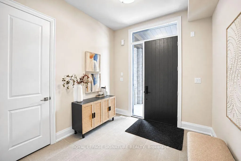 Photo 2 of 7 Dwell Avenue, Markham, Cachet — HOMEH