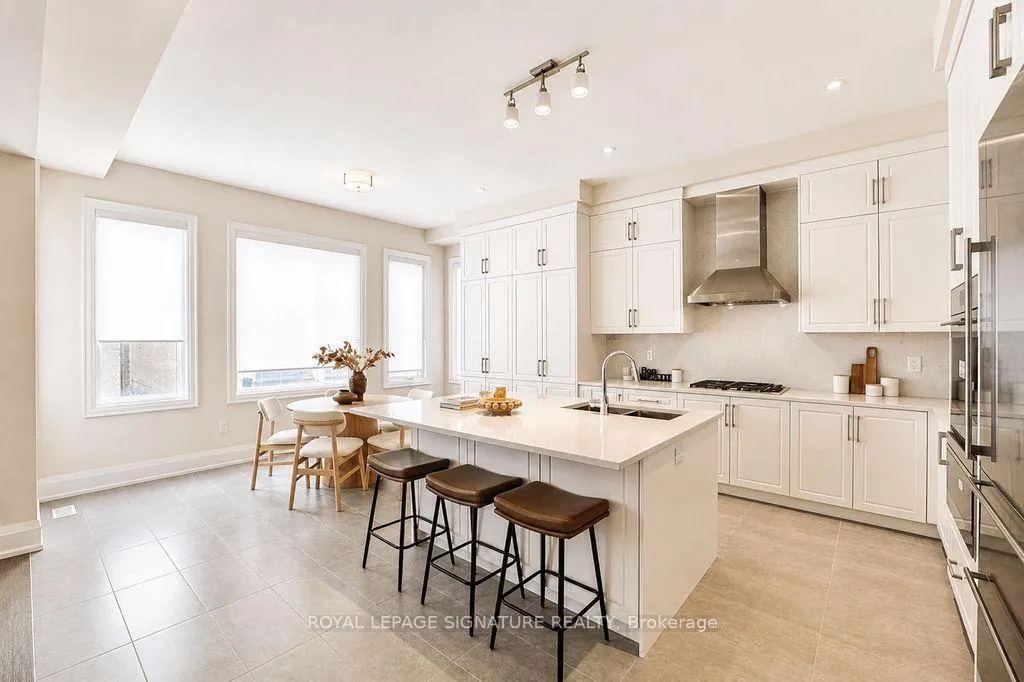 Photo 13 of 7 Dwell Avenue, Markham, Cachet — HOMEH