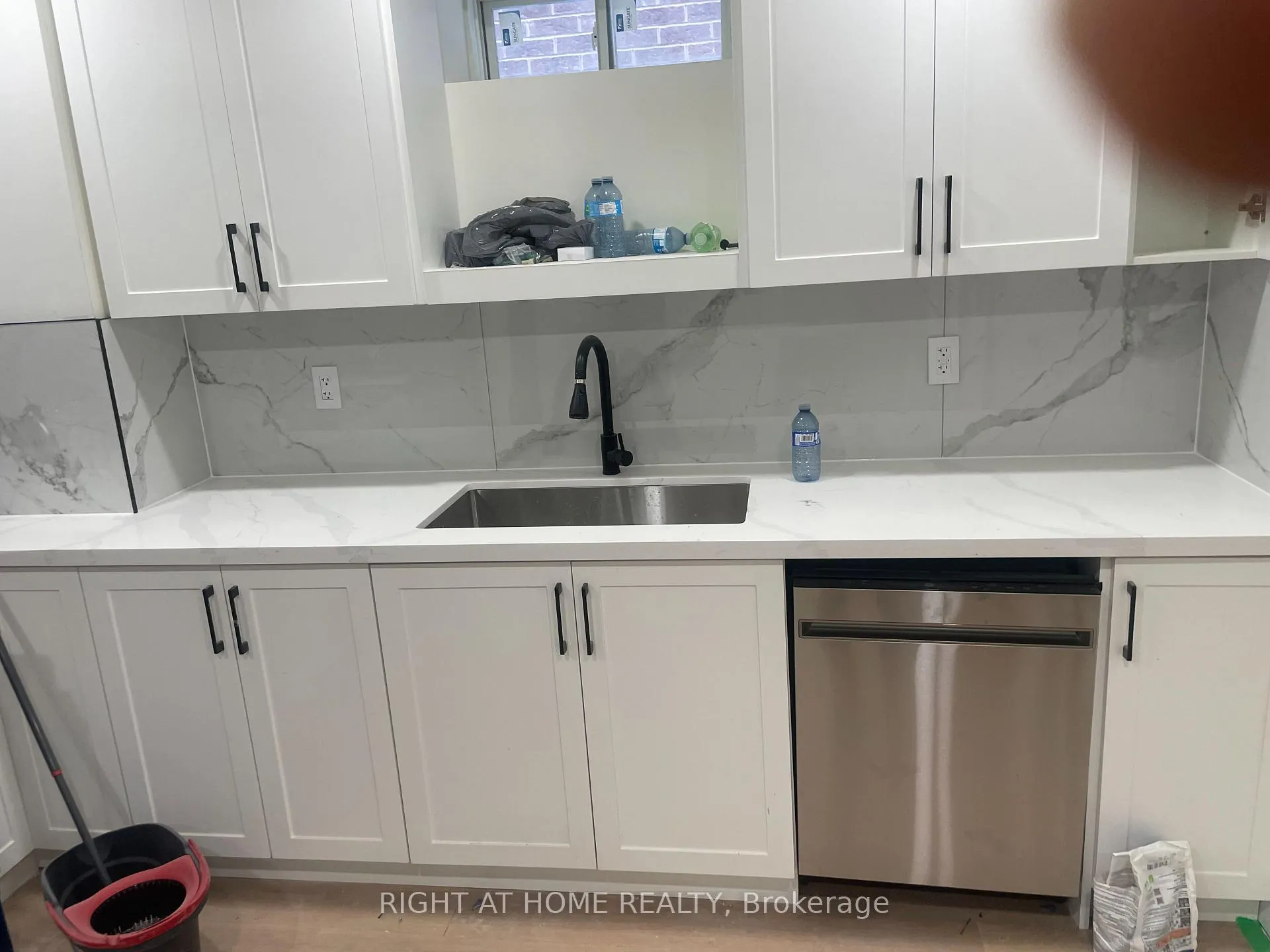 Photo 14 of Unit Basement, 1481 Strawberry Landing, Milton, Walker — HOMEH