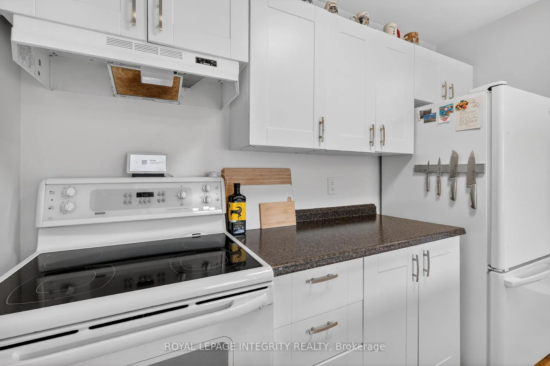 Photo 18 of Unit 51, 1379 Perez Crescent, Ottawa, Carson Grove — HOMEH