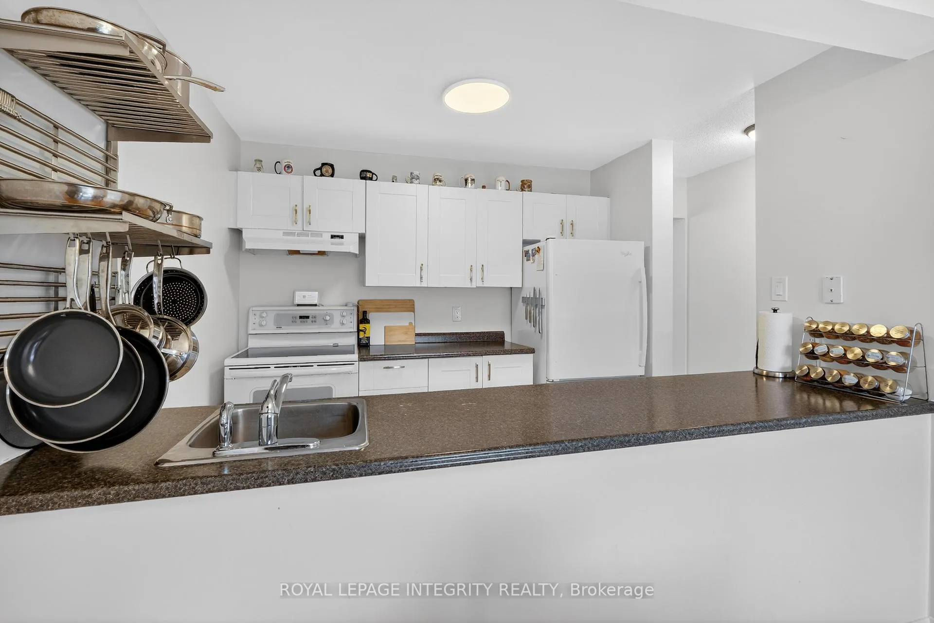 Photo 19 of Unit 51, 1379 Perez Crescent, Ottawa, Carson Grove — HOMEH