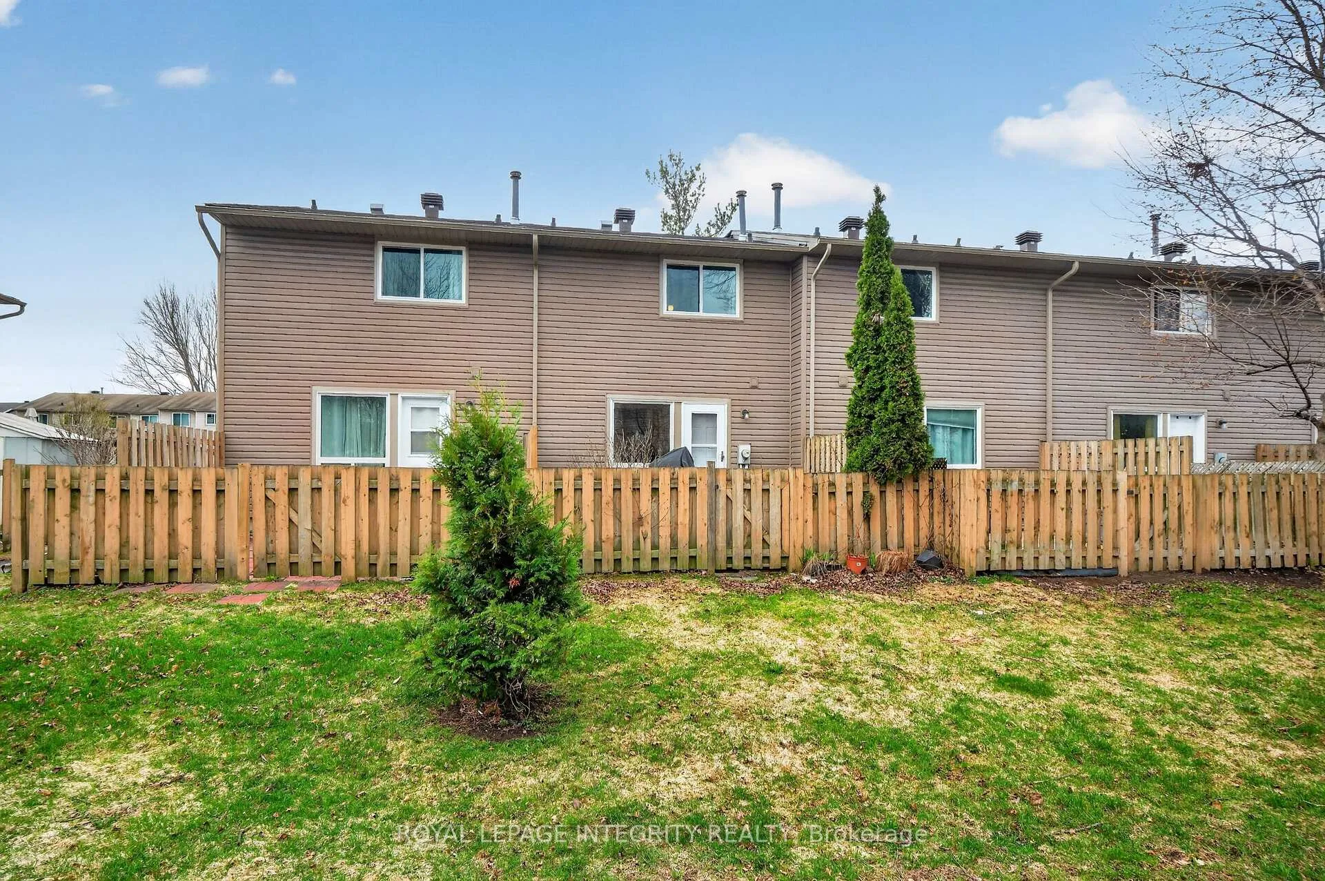 Photo 41 of Unit 51, 1379 Perez Crescent, Ottawa, Carson Grove — HOMEH