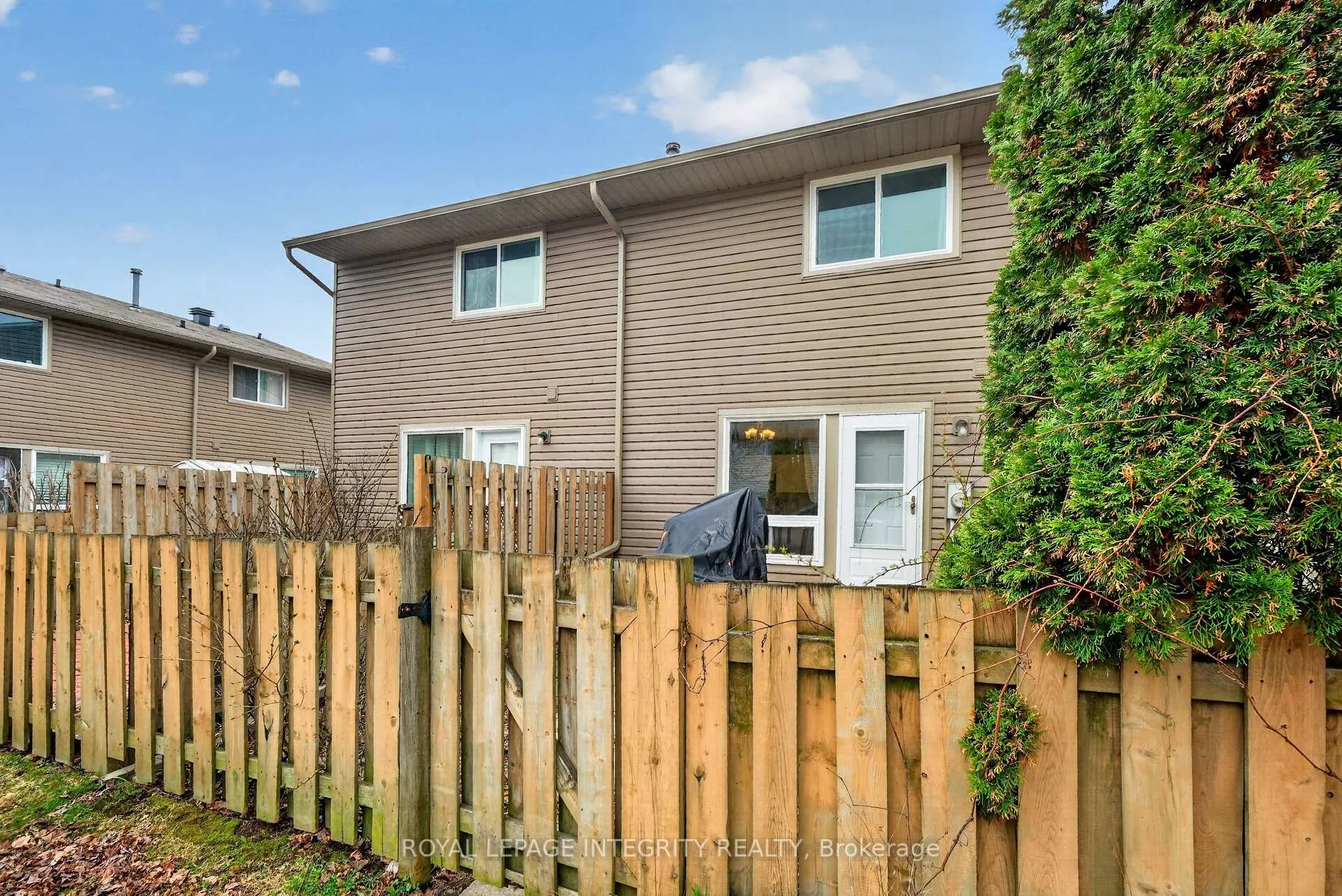 Photo 43 of Unit 51, 1379 Perez Crescent, Ottawa, Carson Grove — HOMEH