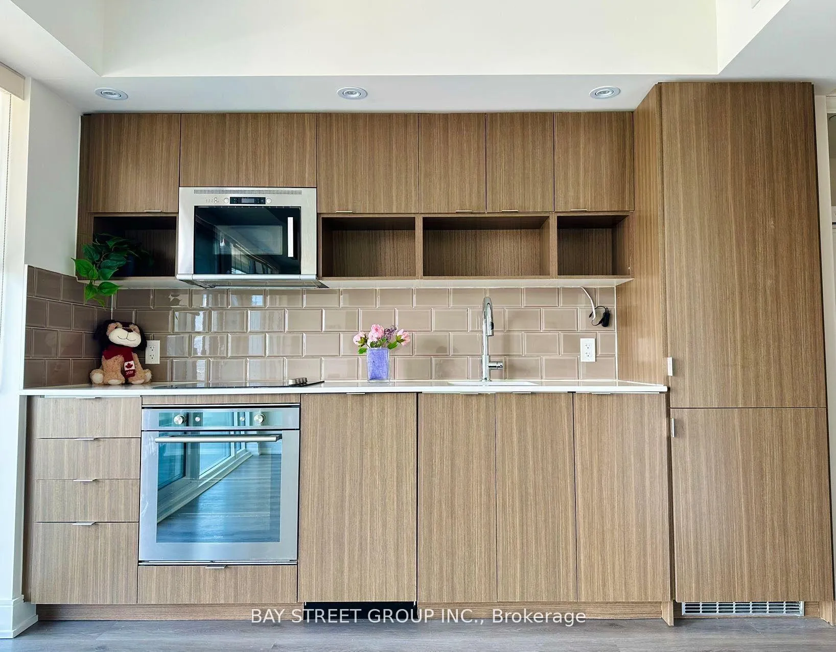 Photo 4 of Unit 2001, 89 Mcgill Street, Toronto, Church-Yonge Corridor — HOMEH